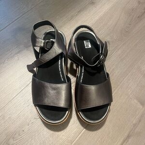 Fitflop Gray Leather Sandals